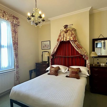 Albert & Victoria Guest House Torneo de Torneo de Eastbourne Exterior foto